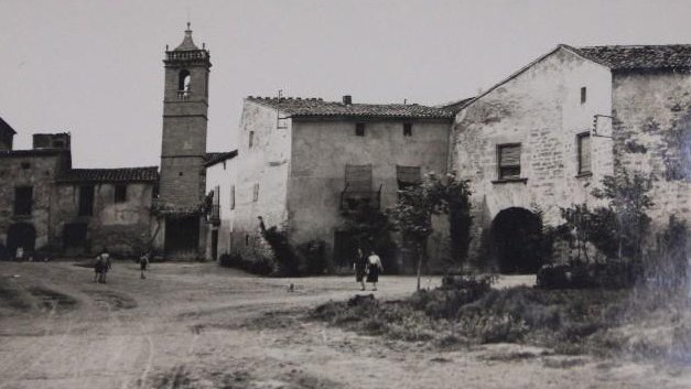 Una imatge antiga de la Plaça del Portal de la Fuliola